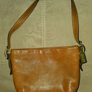 Small Coach soft leather purse.this
